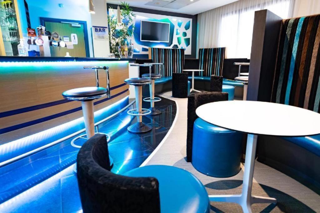 Chati-Bourg Citea Express Dayuse - Suite 3 Pieces W -- 25 Min Paris Montparnasse -- 15 Min Velizy ชาติลญอง ภายนอก รูปภาพ